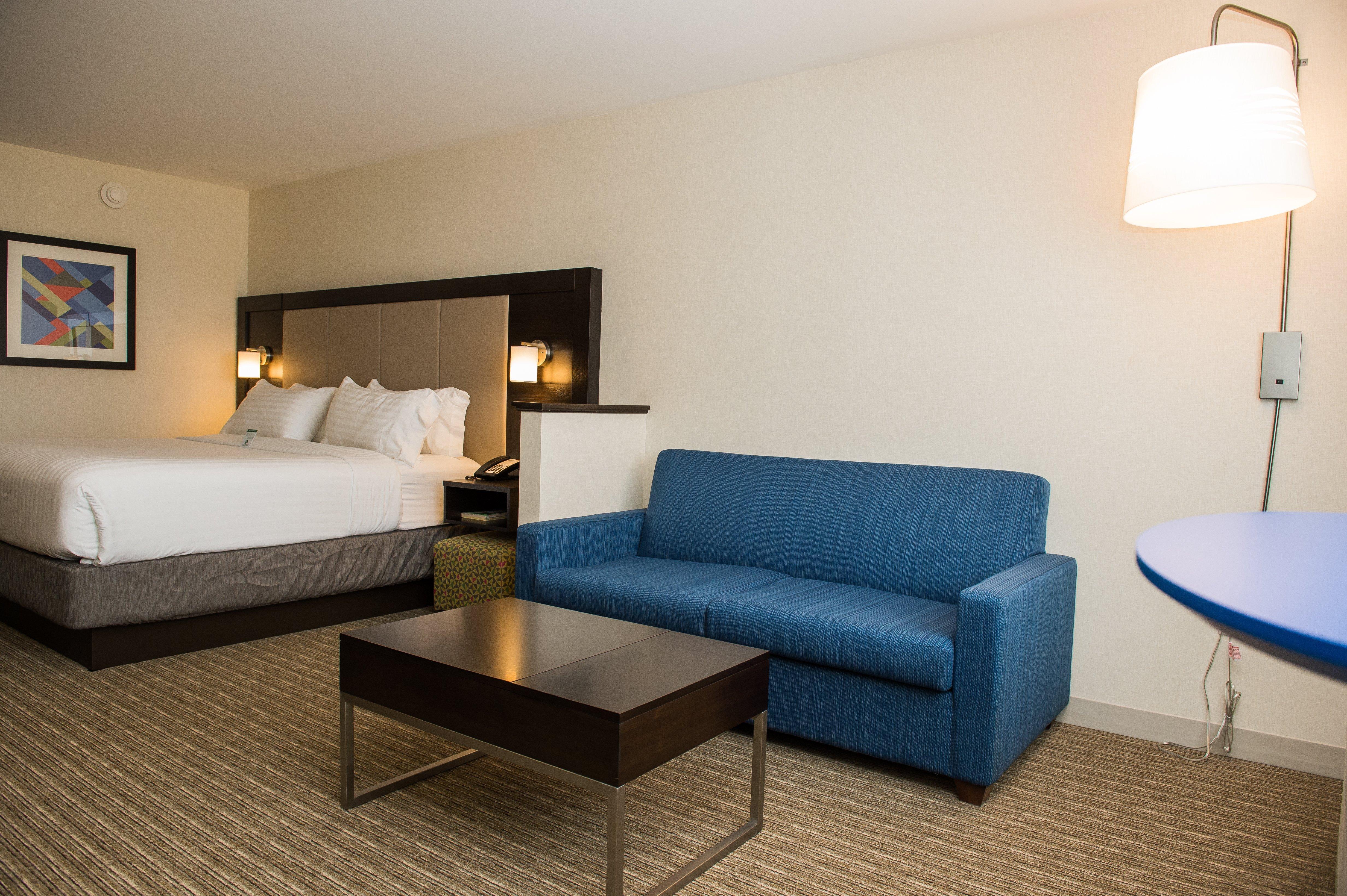 Holiday Inn Express & Suites - Marietta By Ihg Exterior foto