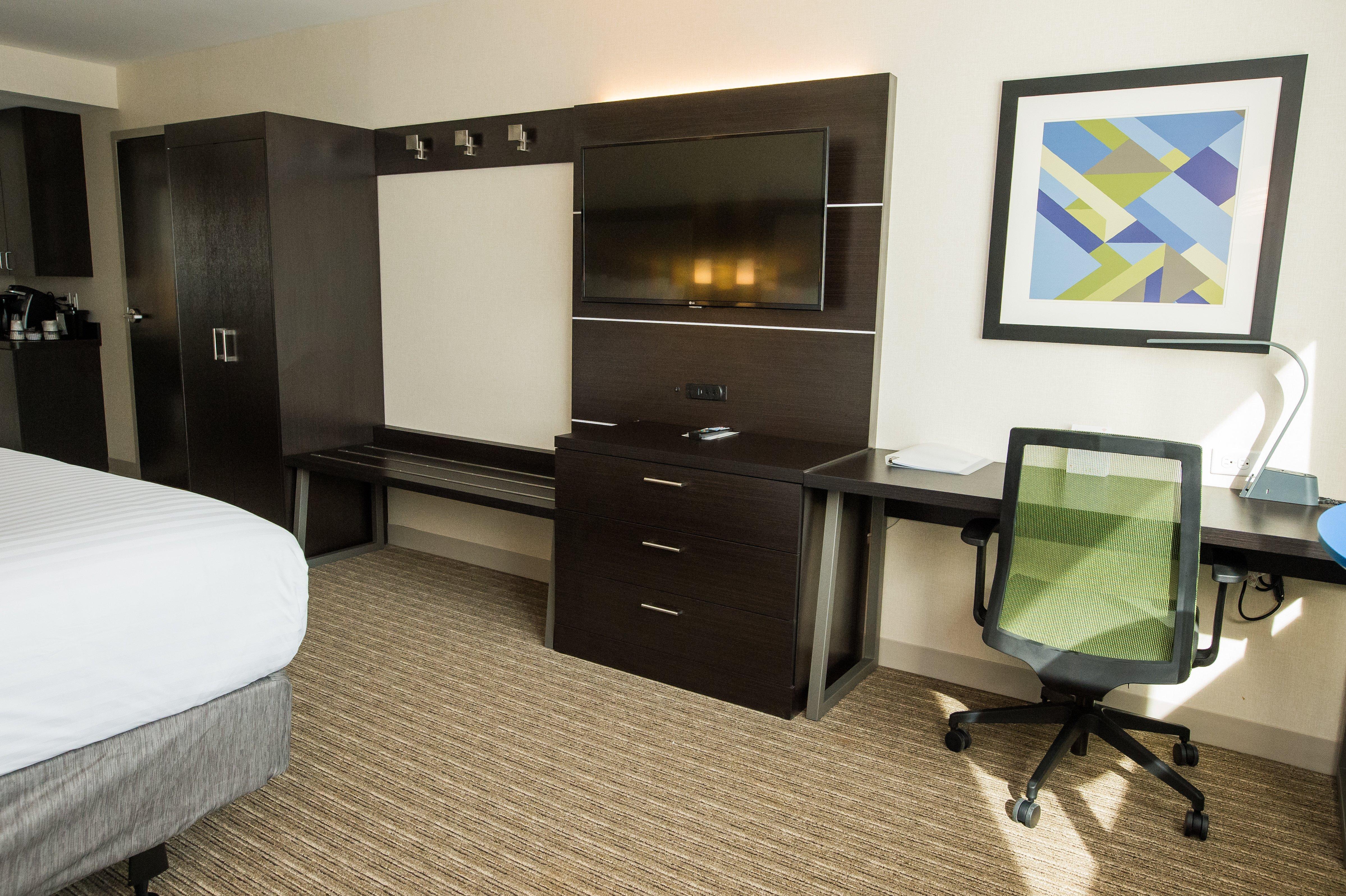 Holiday Inn Express & Suites - Marietta By Ihg Exterior foto