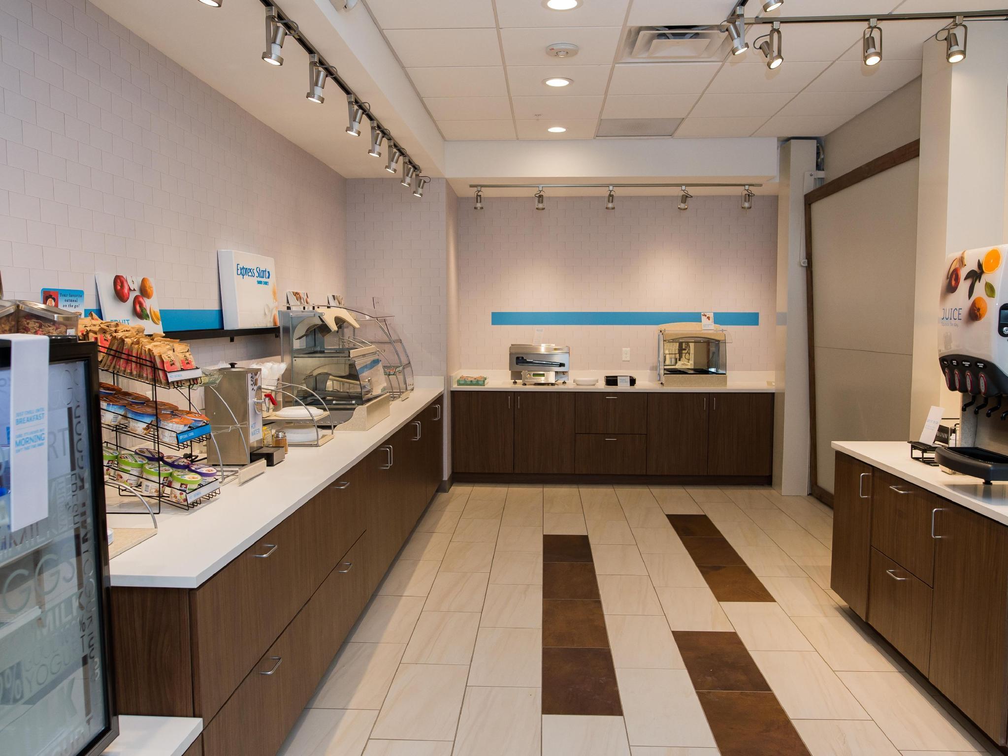 Holiday Inn Express & Suites - Marietta By Ihg Exterior foto